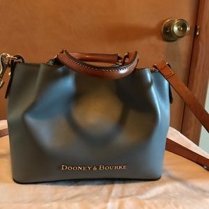 Dooney & Bourke City Mini Barlow bag